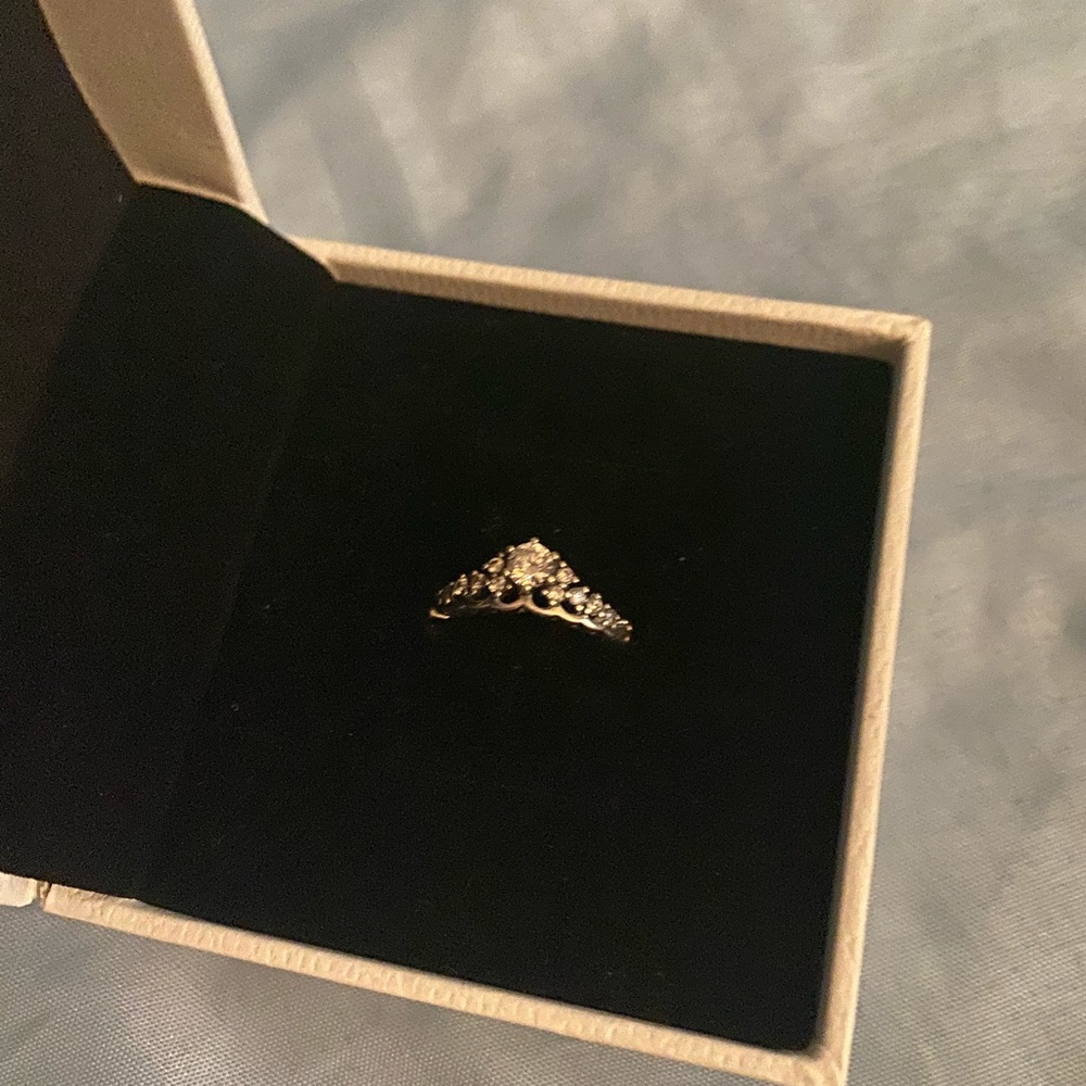 Pandora fairytale wishbone ring